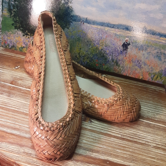 Seychelles Shoes - WOVEN LEATHER FLAT SHOE 8